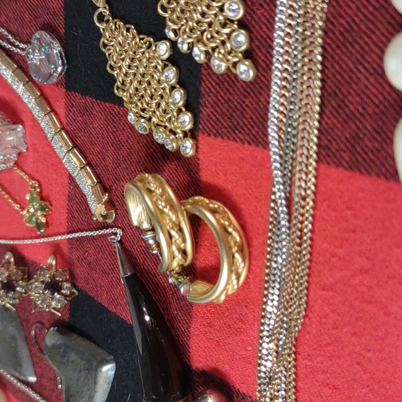 Vintage Jewelry Lot Signed Rhinestones Sterling Silver Glass Jade Unique Vintage - Picture 16 of 16